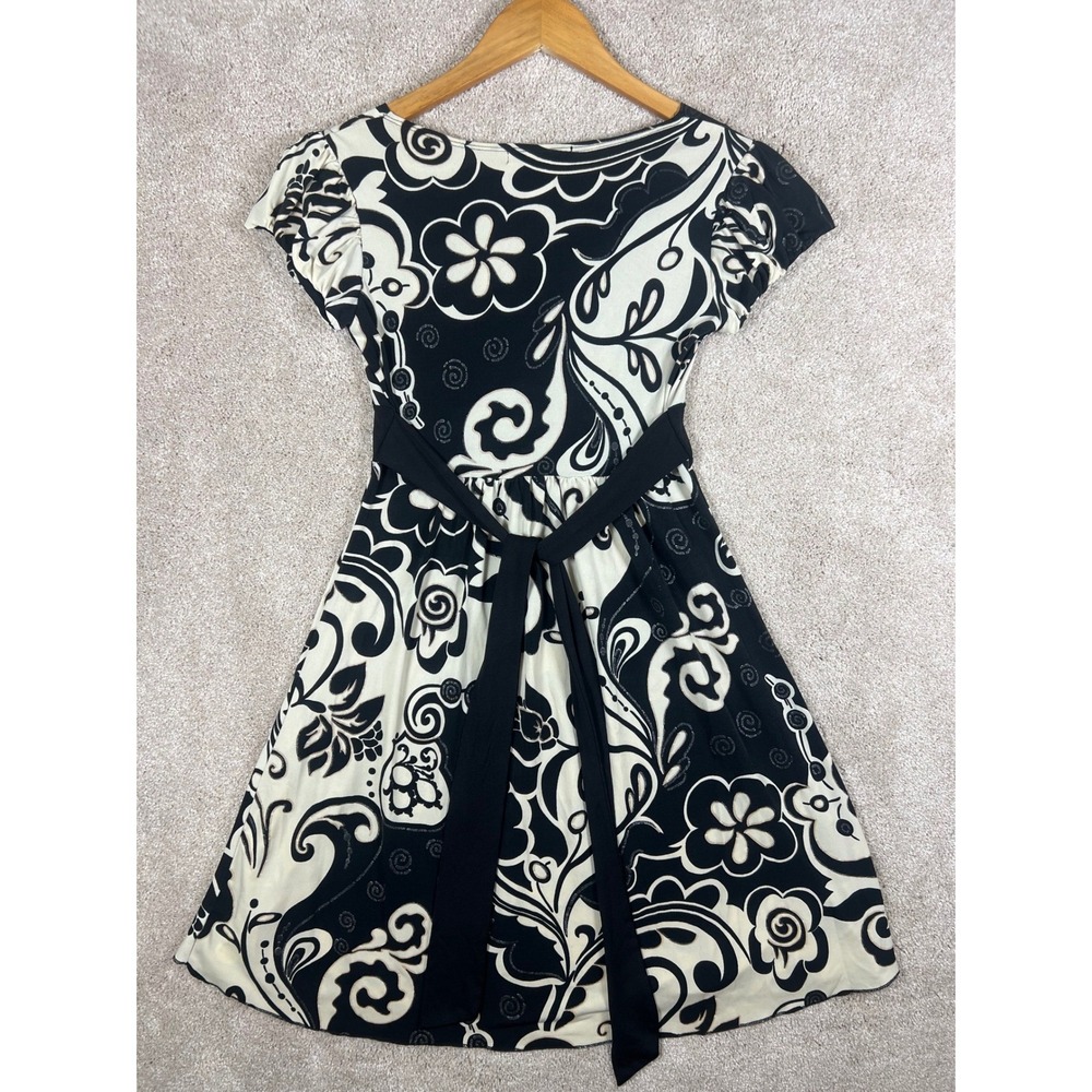 Y2K Black White Floral Dress Short Sleeve V Neck S BOHO Fit & Flare Retro - Picture 7 of 10